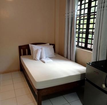 Toto's House backpackers RM 2