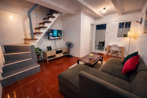 Transient Home at Tierra Vista near SM Dasma with Wifi and Netflix