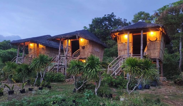 Tribu Kihud "Experience Simple Living"