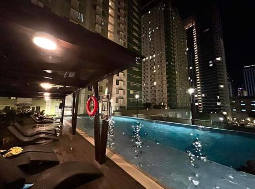 VillaHermia Staycation Avida Riala, Cebu IT Park