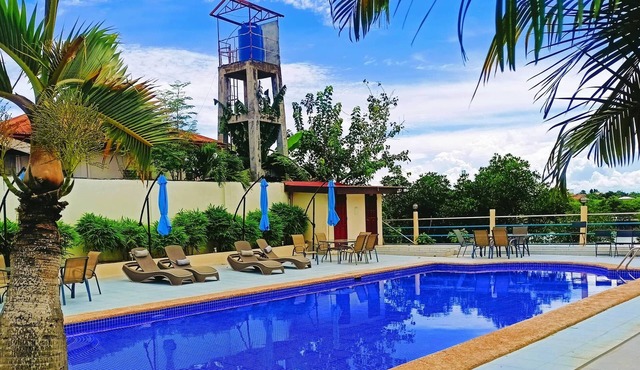 Whether it’s a romantic getaway or family time, we have what you’re looking for.