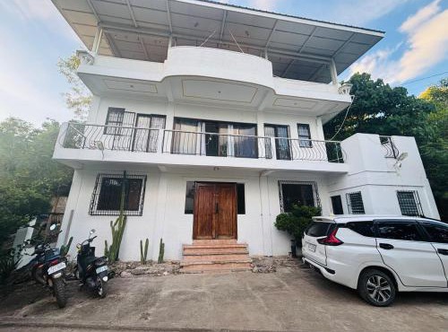 White Beach Villa