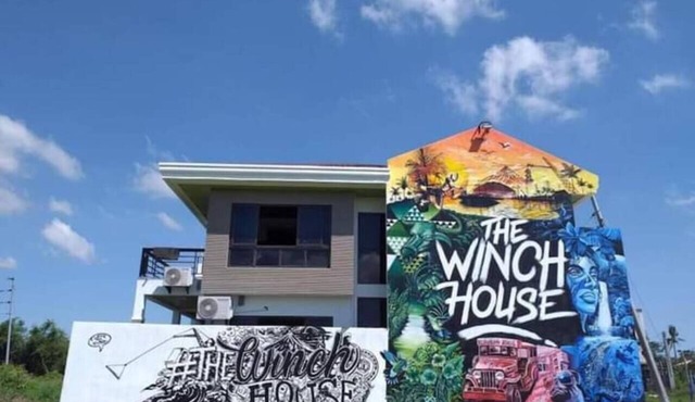 Winch House: Wakefest & Endless Summer – Walk to CWC!