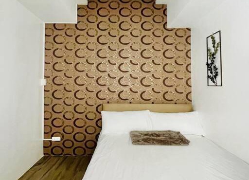 WV 10 Stylish 1BR Apartment