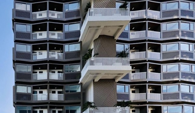 WV Towers - Spacious 2BR Condo with Balcony