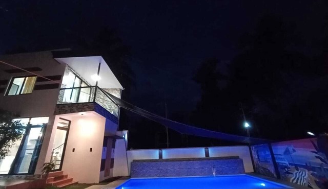 Your Private Resort with Pool - A's Place!