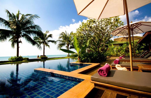 Baan Phulay Luxury Beachfront Villa