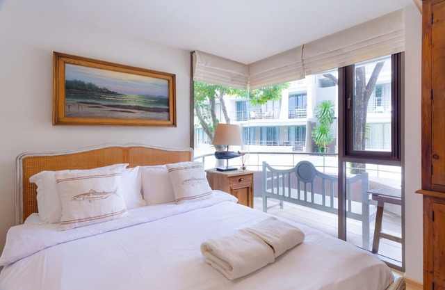 Baan SanKraam 2BR Apt, KAD-PoolView