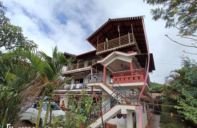 Coorg girinivas deluxe 201