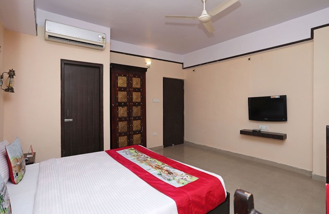 Hotel Anand Palace