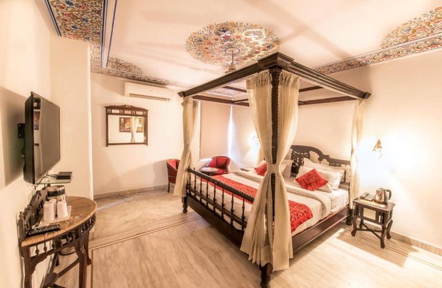 Hotel Gumaan Heritage
