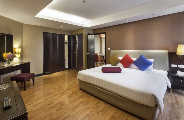 One Bedroom Suite in heart of the city (A31)