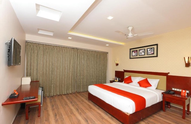 OYO 14759 Hotel President