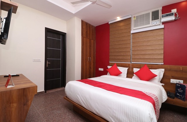 OYO 36848 Embellish Inn
