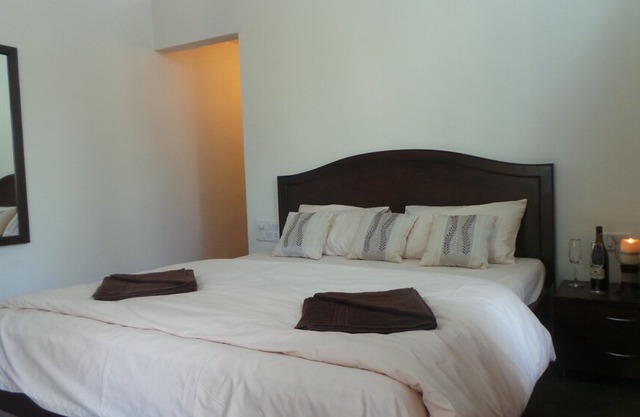 Park Walfredo Goa. Beach side 2 Bedroom holiday rental apartment.