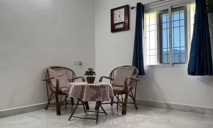 Pondicherry Beach Apartment | 1 BHK Apartment Near Rock Beach, White Town, Ashram