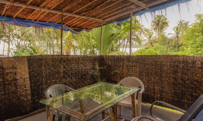 Patnem House | 100 m² House ∙ 1 bedroom ∙ 3 guests
