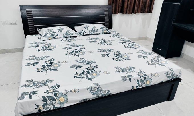Serilingampally Apartment | 110 m² Apartment ∙ 3 bedrooms ∙ 6 guests