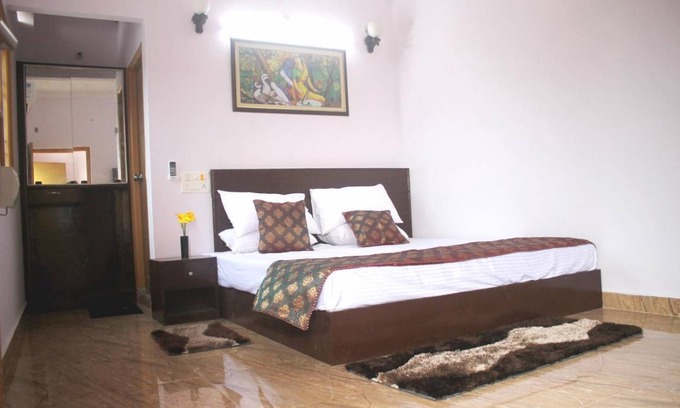 Varanasi Apartment | 120 m² Serviced apartment ∙ 5 guests
