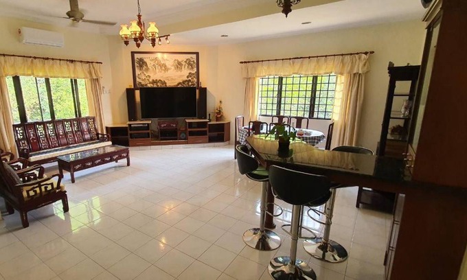 Batu Caves Apartment | 125 m² Apartment ∙ 3 bedrooms ∙ 7 guests