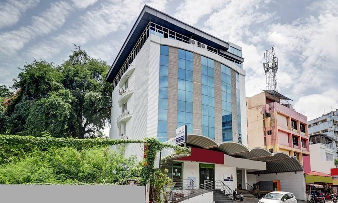 Thampanoor Hotel | 14 m² Hotel ∙ 3 guests