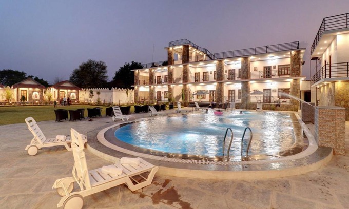 Lake Pichola Resort | 14 m² Resort ∙ 4 guests