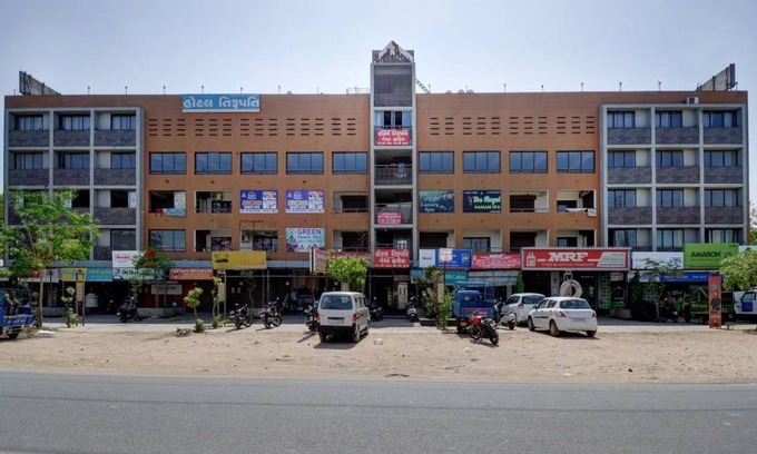 Ahmedabad Hotel | 15 m² Hotel ∙ 3 guests
