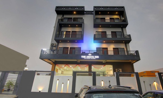 Noida Hotel | 15 m² Hotel ∙ 5 guests