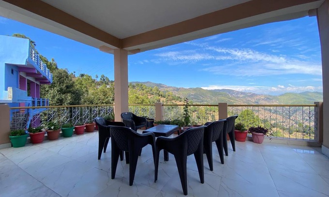 Almora Apartment | 150 m² Apartment ∙ 5 bedrooms ∙ 10 guests