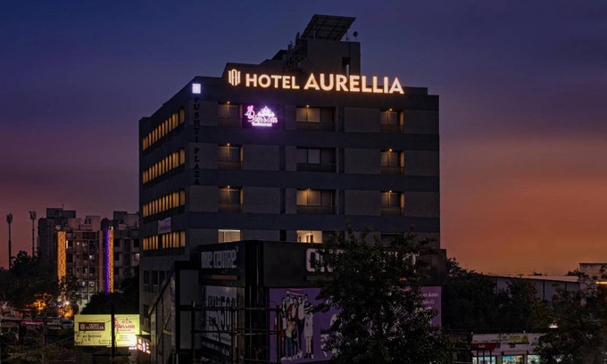 Sarkhej Hotel | 150 m² Hotel ∙ 3 guests