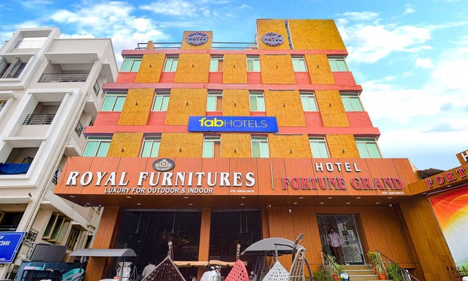 Lakdi Ka Pul Hotel | 150 m² Hotel ∙ 2 guests