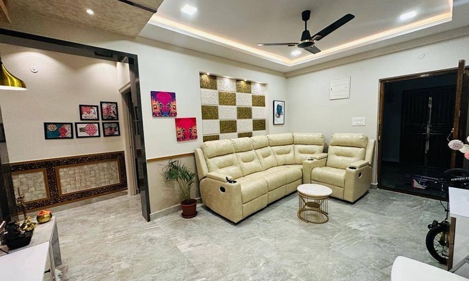 Visakhapatnam Apartment | 1500 m² Apartment ∙ 2 bedrooms ∙ 5 guests