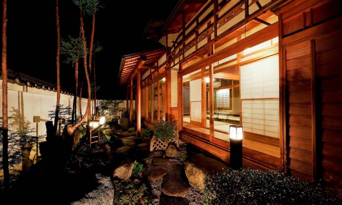 Higashiyodogawa House | 160 m² House ∙ 4 bedrooms ∙ 15 guests