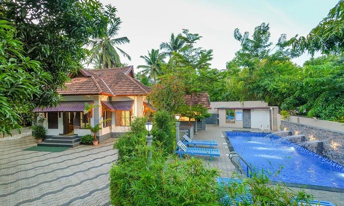 Kovalam House | 170 m² House ∙ 2 bedrooms ∙ 6 guests