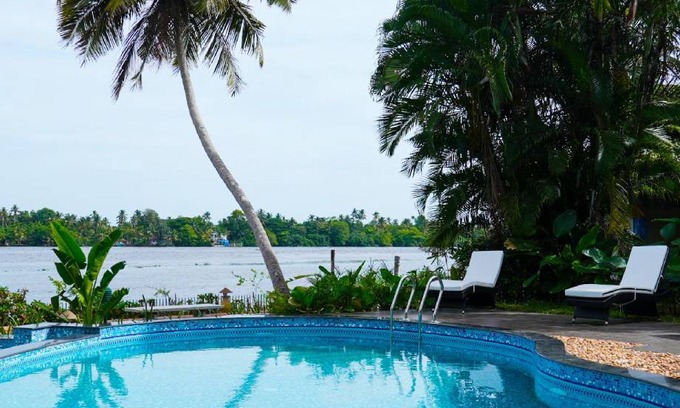 Kodungallur Hotel | 18 m² Hotel ∙ 2 guests
