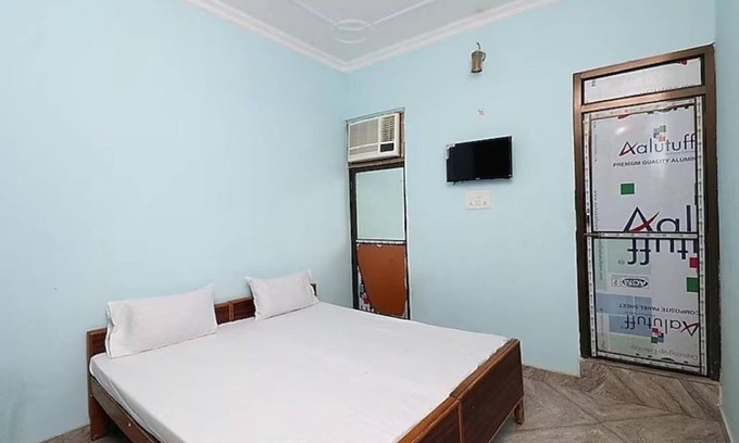 Naini Hotel | 18 m² Hotel ∙ 3 guests