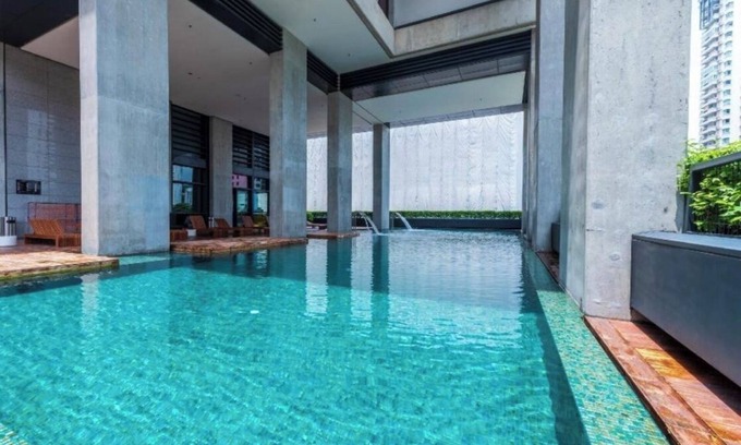 Mont Kiara House | 2 pax Arcoris Mont Kiara - near 163 mall, Publika
