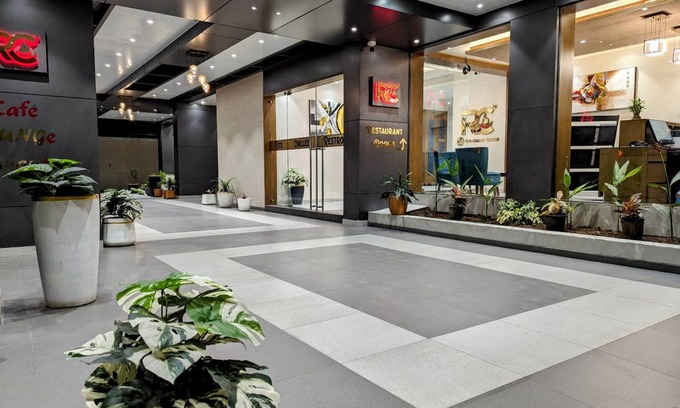 Silvassa Hotel | 240 m² Hotel ∙ 4 guests