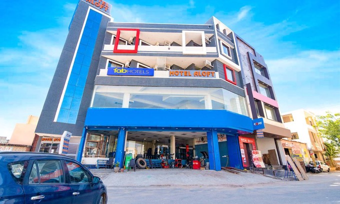 Jagatpura Hotel | 250 m² Hotel ∙ 2 guests