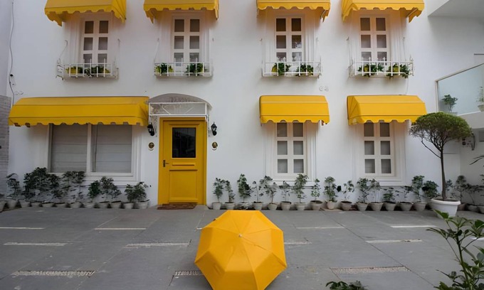 Sigra Hotel | 270 m² Hotel ∙ 6 guests