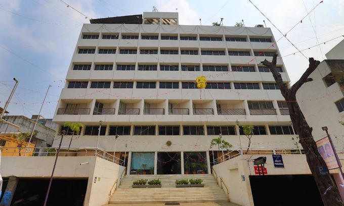 Sayajiganj Hotel | 30 m² Hotel ∙ 3 guests
