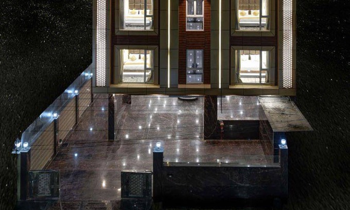 Noida Hotel | 30 m² Hotel ∙ 4 guests