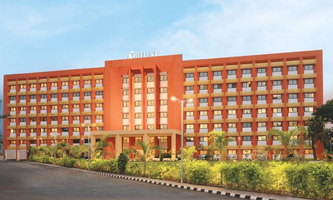 Rajpipla Hotel | 32 m² Hotel ∙ 4 guests