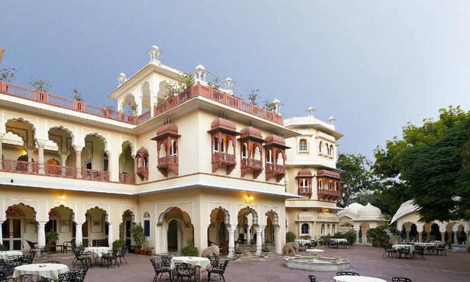 Pink City Hotel | 32 m² Hotel ∙ 3 guests
