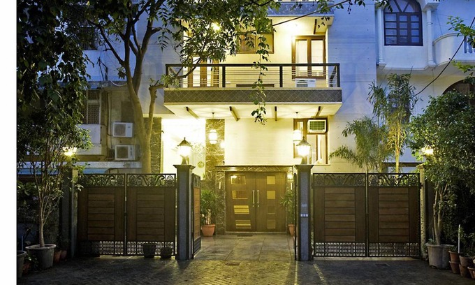 Defence Colony Bed & Breakfast | 34 m² Bed and breakfast ∙ 10 guests