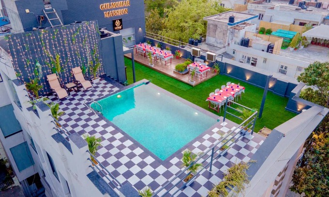C-Scheme Hotel | 37 m² Hotel ∙ 4 guests