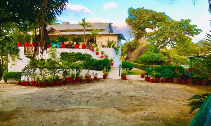 Mount Abu Bed & Breakfast | 40 m² Bed and breakfast ∙ 5 guests