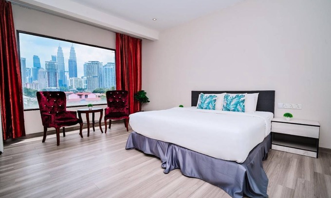 Kuala Lumpur City Centre Hotel | 45 m² Hotel ∙ 3 guests