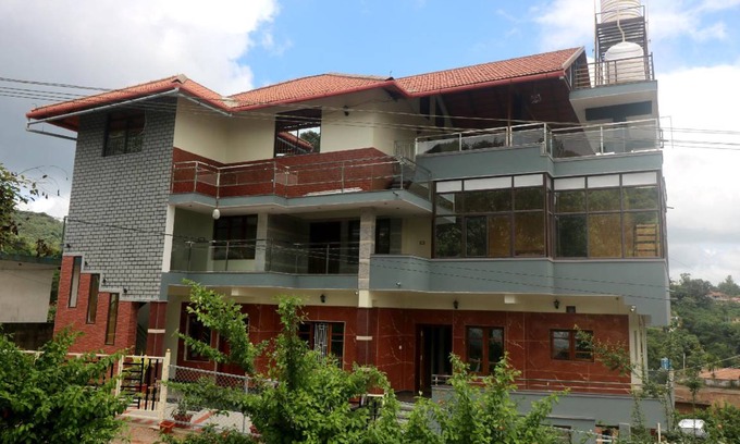 Madikeri House | 450 m² House ∙ 6 bedrooms ∙ 25 guests