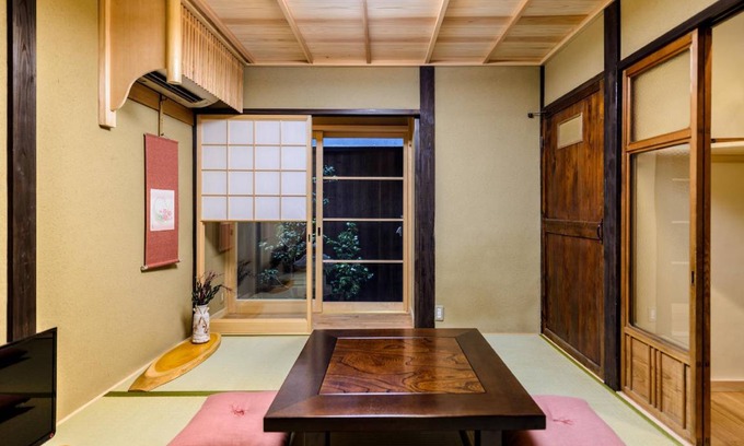 Higashiyama House | 46 m² House ∙ 127 guests